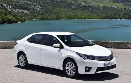 Tips Merawat Mobil Berwana Putih