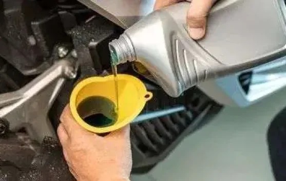 Tips Memilih Oli Kendaraan