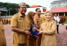 Apel Perdana Wagub Tekankan Disiplin dan Etos Kerja  