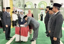 Agam Lantik 5 Pejabat dan 85 Kepala Sekolah