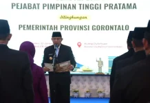 Gubernur Gorontalo Minta Maaf Pegawainya Belum Terima Gaji