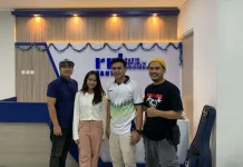 Merah Tua Produksi Lagu Secara Mandiri