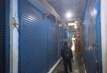 Ratusan Kios Pedagang Pakaian Pasar Cikurubuk Tutup Permanen