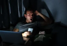 Bahaya Begadang bagi Kesehatan Fisik dan Mental Tubuh