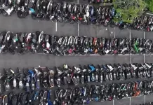 Polrestabes Surabaya Kembalikan Motor Curian Melalui “Bazar Ranmor”