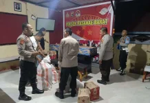  Ratusan Botol Miras Diamankan Polsek Rasanae Barat