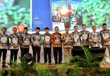 Gelar Rakernas, Apkasi Luncurkan Buku 25 Praktik Terbaik