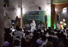 Hadirkan Gus Iqdam, Jamaah Padati Peringatan Isra Mikraj di Kobar