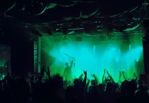 Bagaimana Musik Membantu Orang Bertahan