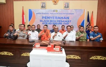 Penyerahan Black Box ATR 42-500 PK-THT, Gubernur Sulsel Apresiasi Kerja Tim